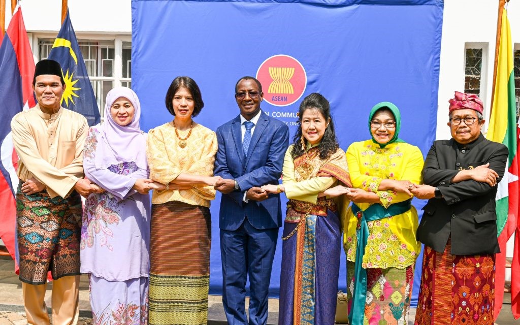 Amb. Eliphas Barine (Centre) poses with ASEAN Committee in Nairobi (ACN) Ambassadors during the 57th Anniversary Celebrations held on 7th August, 2024 at the Royal Thai Embassy in Nairobi.