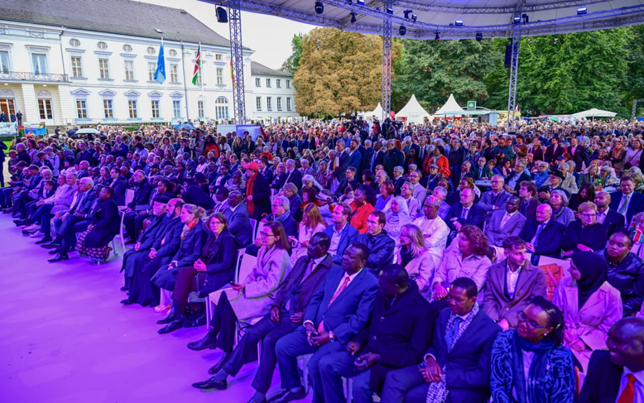 PCS/CS H.E Dr. Musalia Mudavadi follows proceedings at Germany's Annual Citizen's Festival, "Bürgerfest" in Berlin alongside Rt. Hon Raila Odinga, CS Alfred Mutua, PS Roseline Njogu among others.